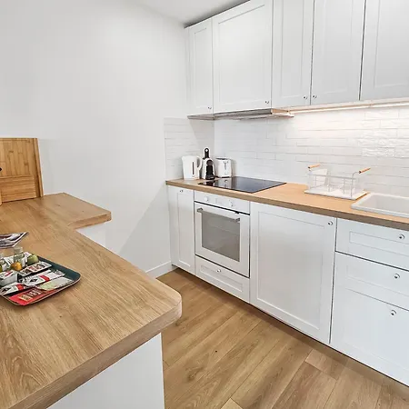 South-facing Terrace, Direct Access * Cabourg