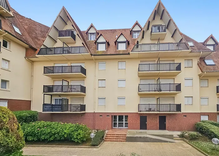 South-facing Terrace, Direct Access Apartamento Cabourg