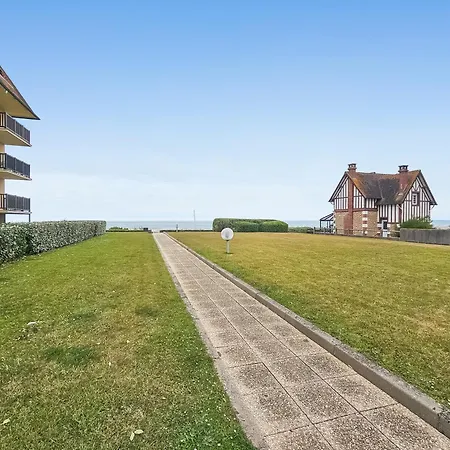 South-facing Terrace, Direct Access Appartement