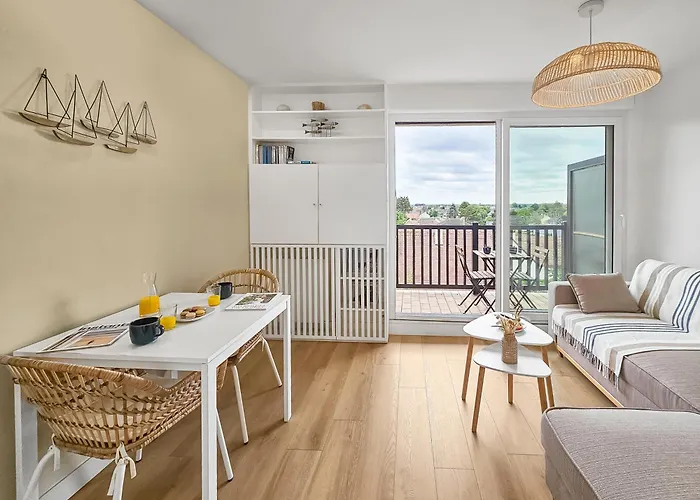 South-facing Terrace, Direct Access Appartement