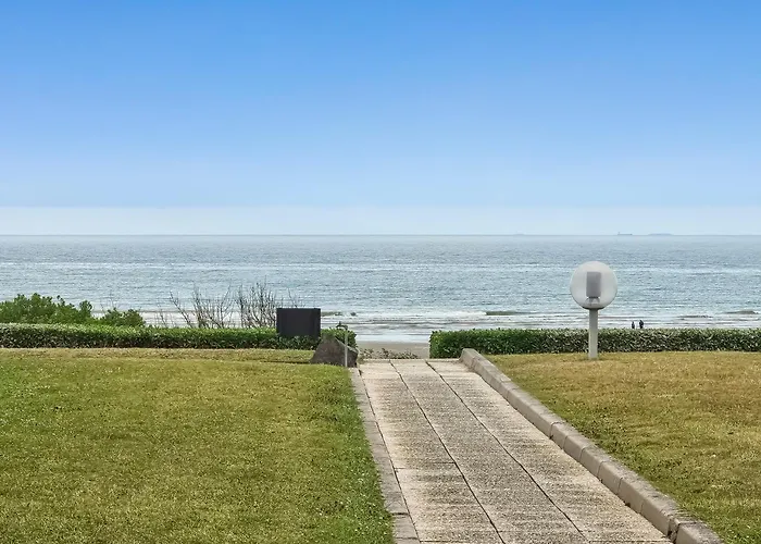 South-facing Terrace, Direct Access * Cabourg